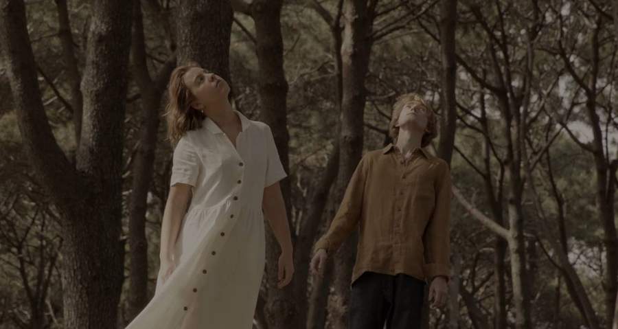 Nature's Fashion — still 3